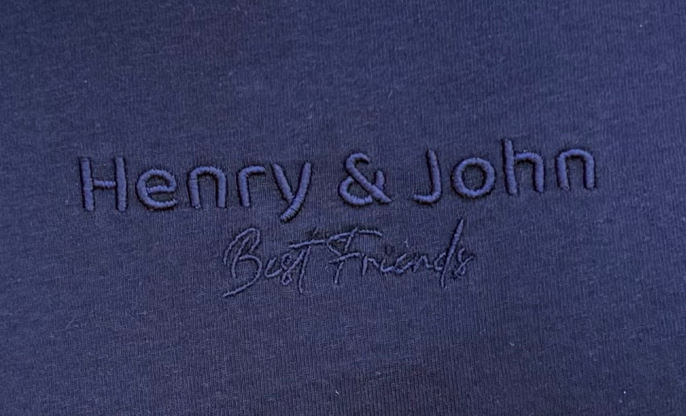 Camiseta hombre "Best Friends" azul oscuro de algodón orgánico