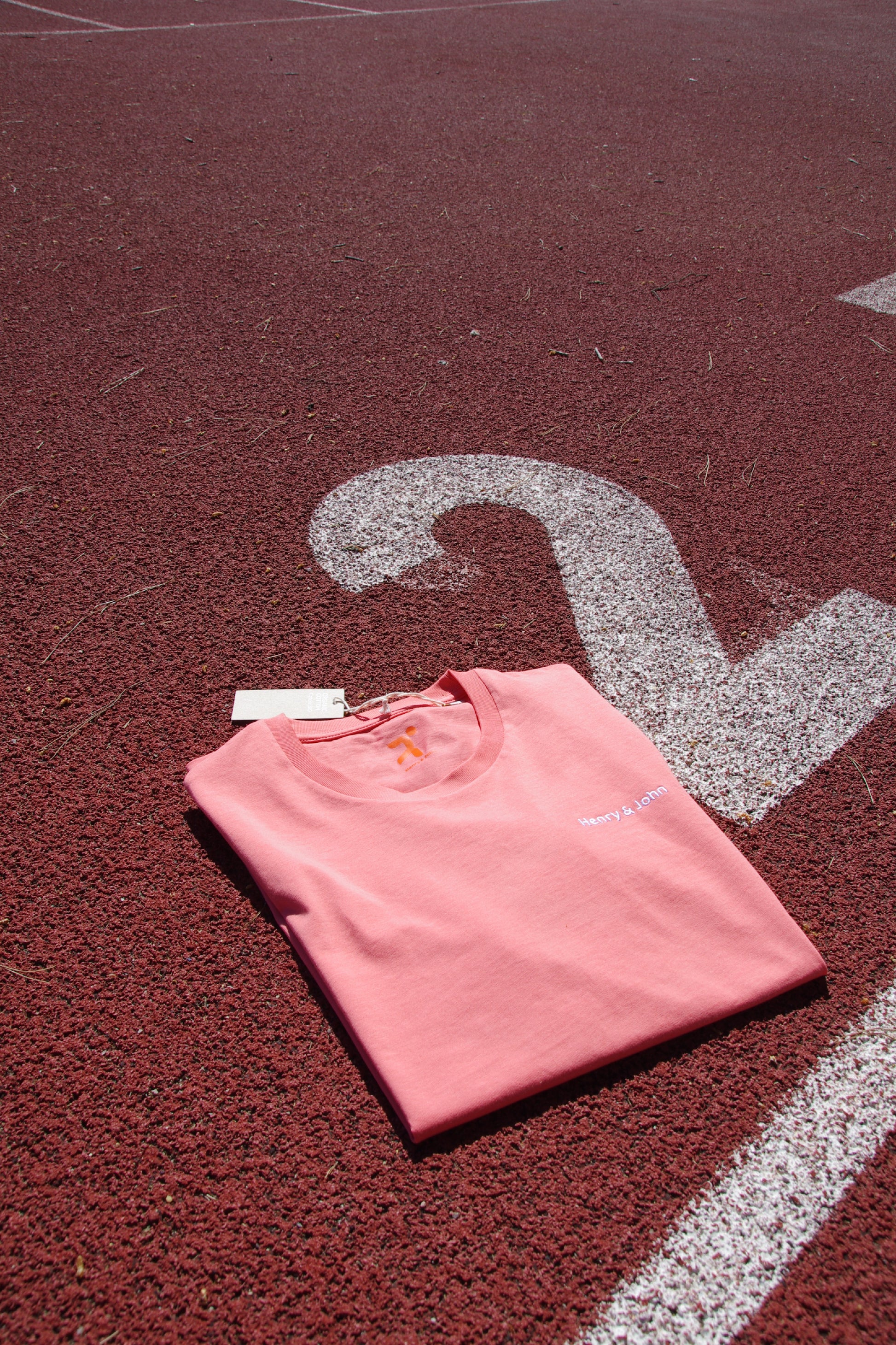 Camiseta hombre "Keep Fit" coral de algodón orgánico comoda